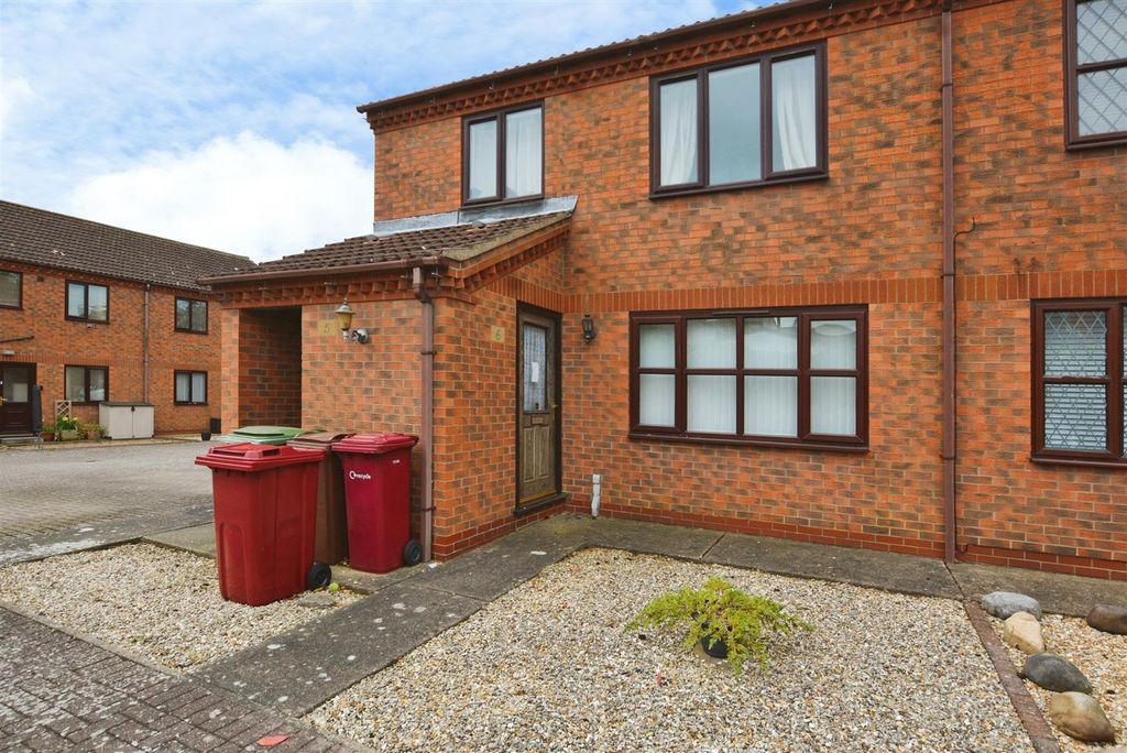 1 bed flat for salePotts Lane, Crowle, Scunthorpe DN17