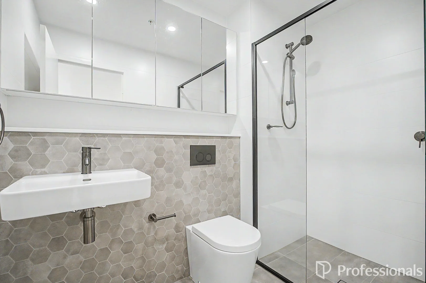 Additional image 4 of 183/48 Court Road, Fairfield NSW 2165