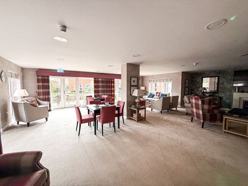 Additional image 9 of 1 bed flat for saleBlake Court, Northgate, Bridgwater, Somerset TA6