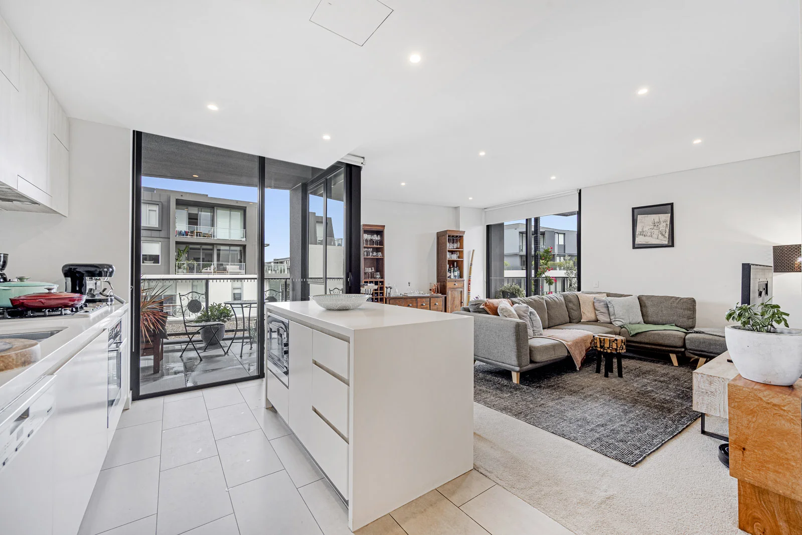 Additional image 2 of 707/147 Ross St, Forest Lodge NSW 2037