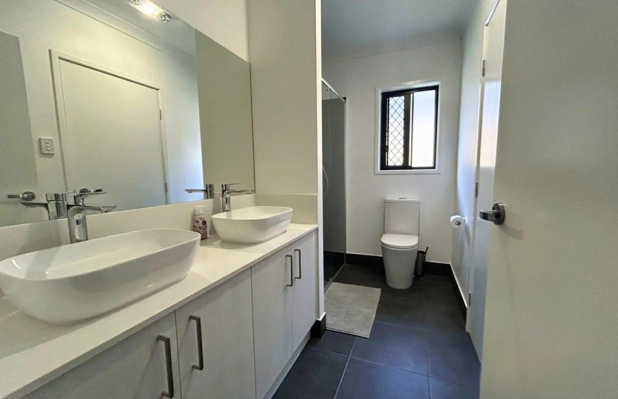 Additional image 4 of 37B Excalibur Crescent, Southside QLD 4570