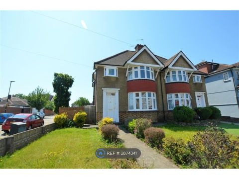 Heath Road, Hounslow TW3