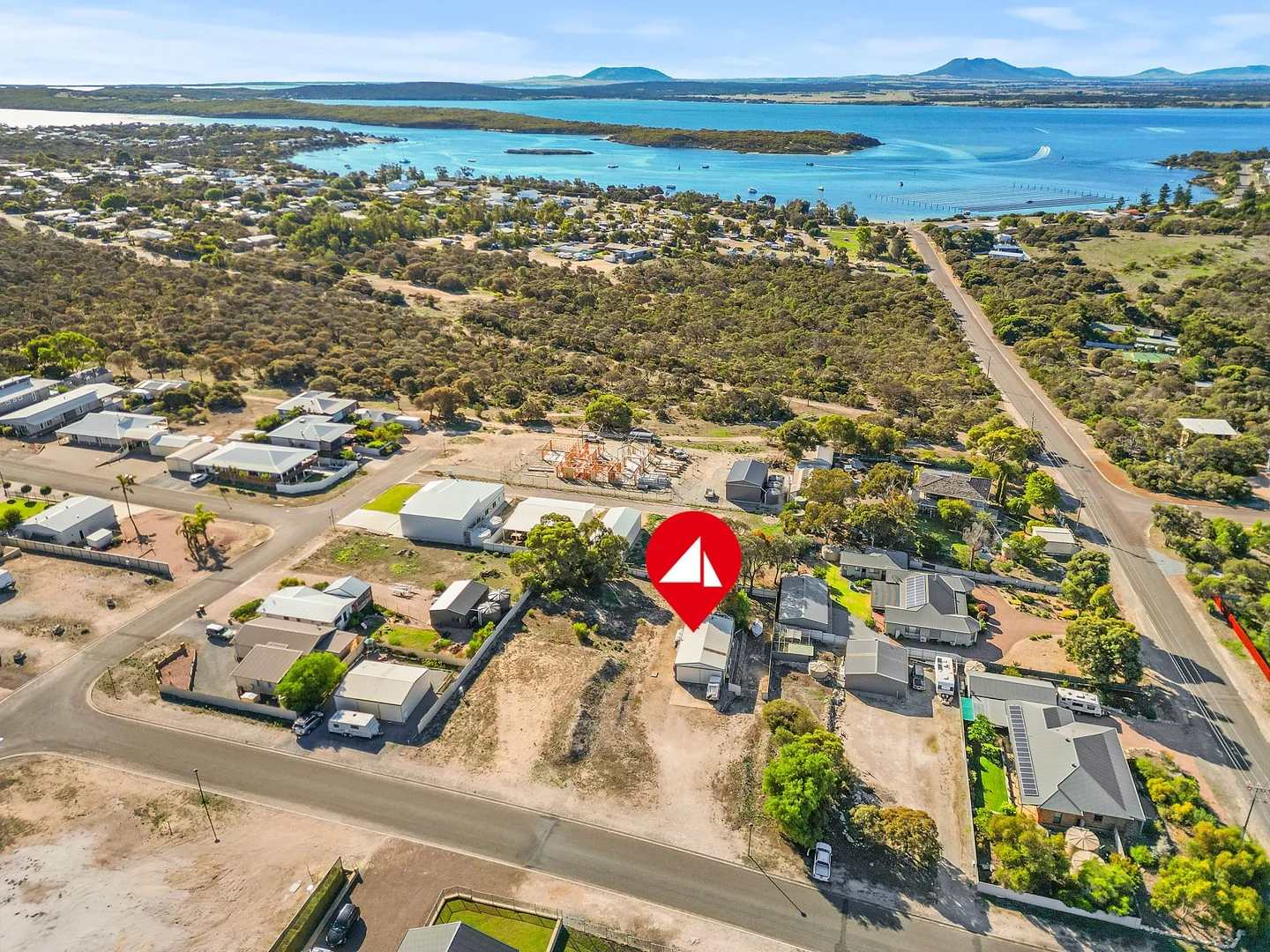 8 Victoria Avenue, Coffin Bay SA 5607