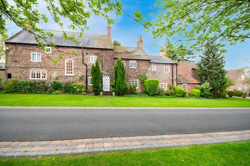 Additional image 9 of 5 bed detached house for saleThe Green, Gringley-On-The-Hill DN10