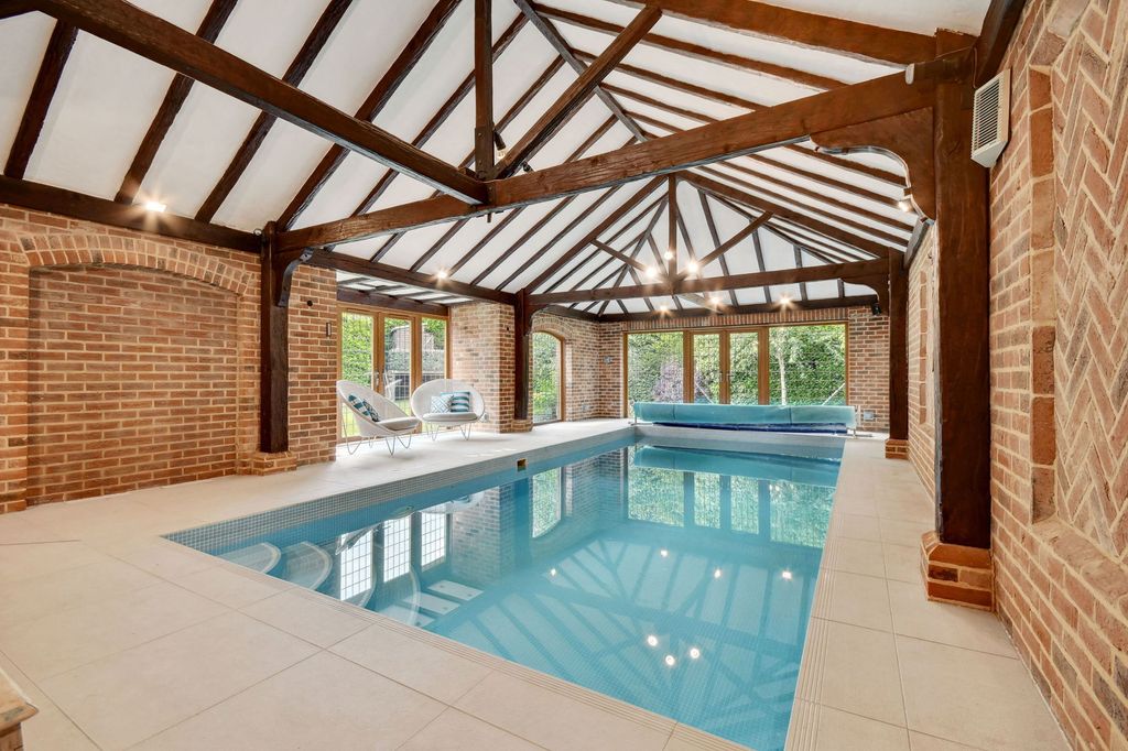 Additional image 2 of 6 bed detached house for saleChallacombe Close, Hutton Mount, Brentwood CM13