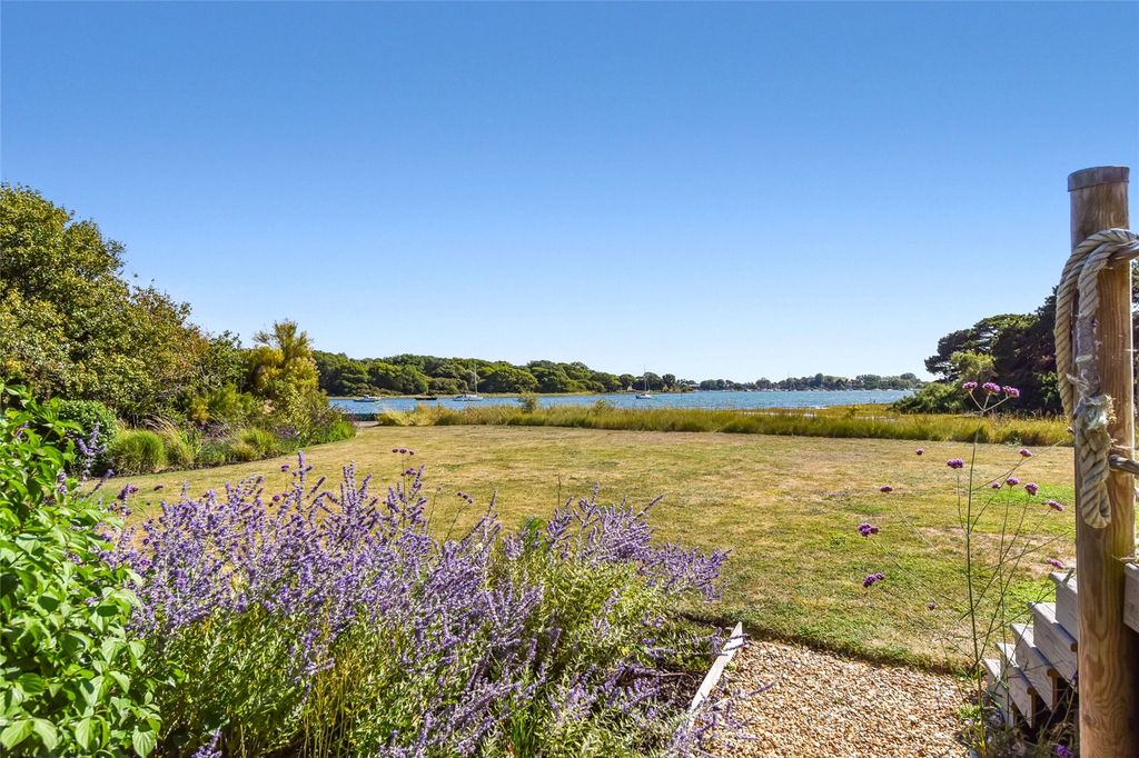 4 bed detached house for saleSmugglers Lane, Bosham, West Sussex PO18