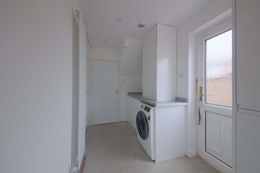 Additional image 17 of 3 bed detached house for saleHavelock Road, Maidenhead SL6