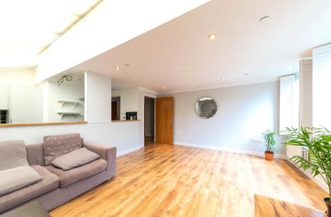 Manor Gardens, Holloway N7