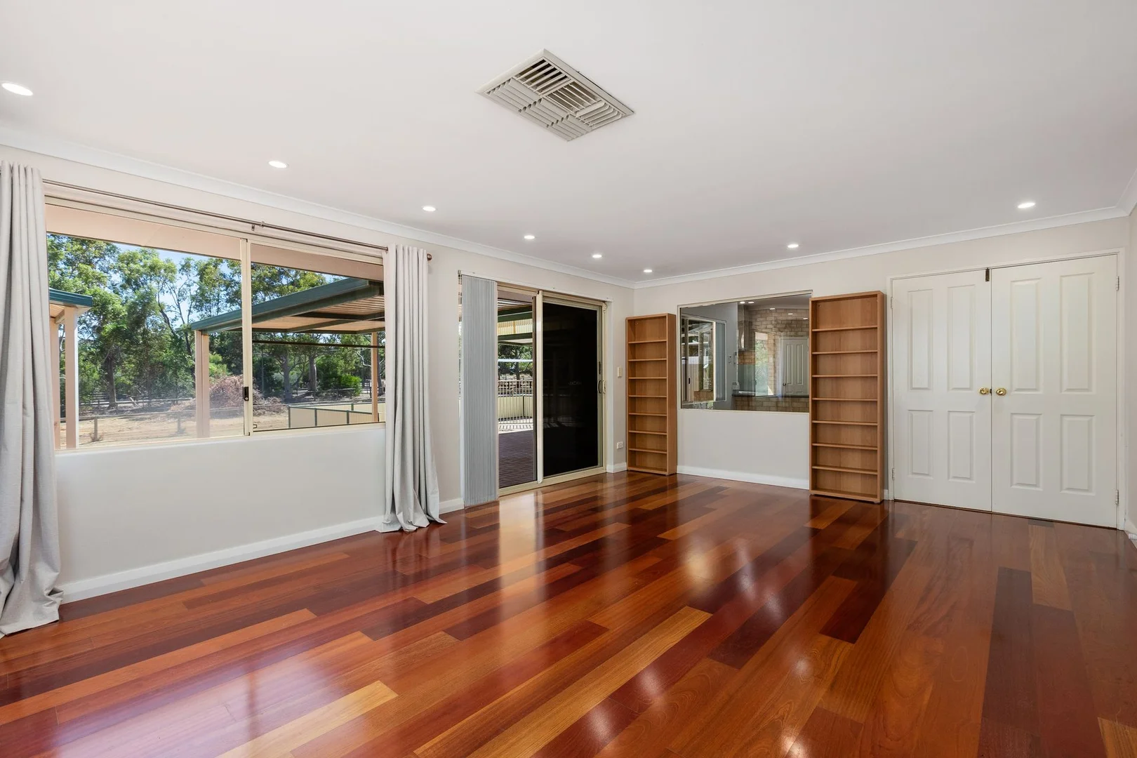Additional image 14 of 10 College Court, Serpentine WA 6125