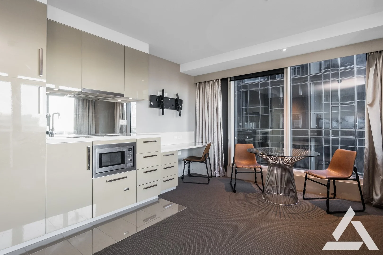 Additional image 2 of 903/452 St Kilda Road, Melbourne VIC 3004