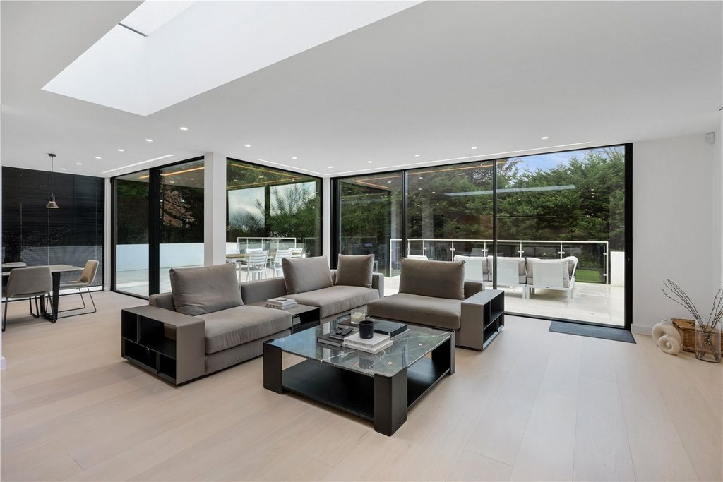 Additional image 4 of 5 bed detached house for saleDurham Avenue, Bromley BR2