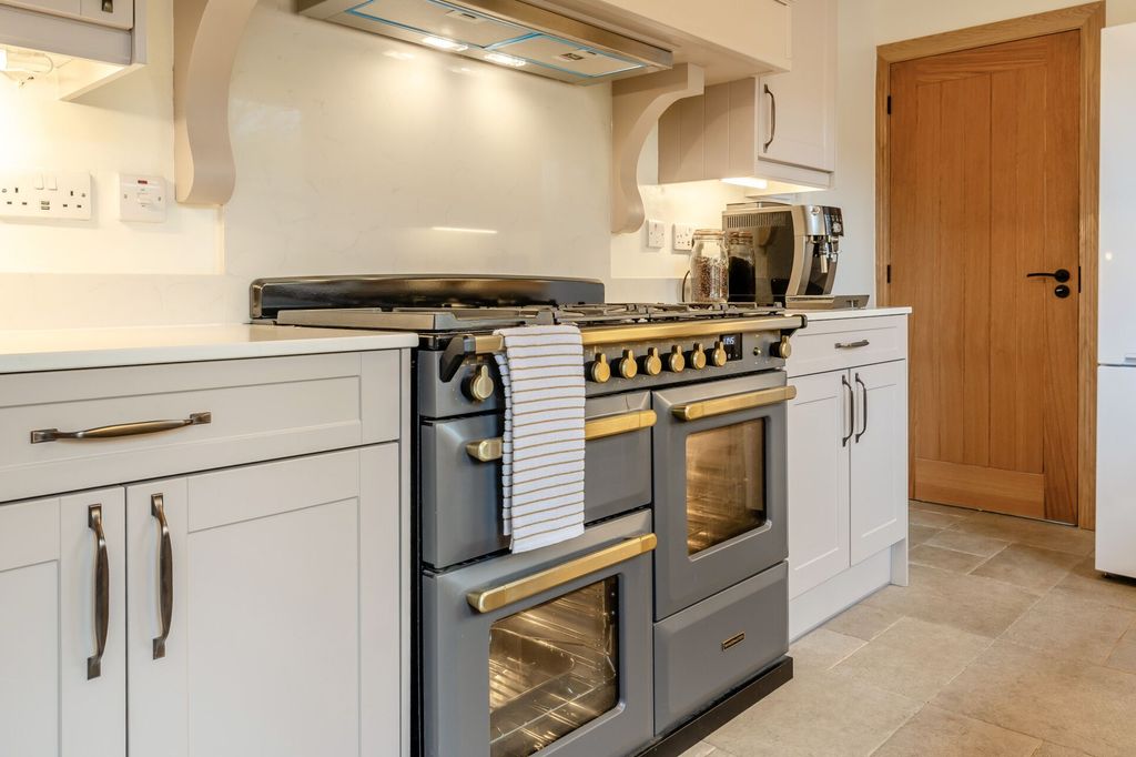Additional image 6 of 6 bed detached house for saleThe Bryn, Pontllanfraith NP12