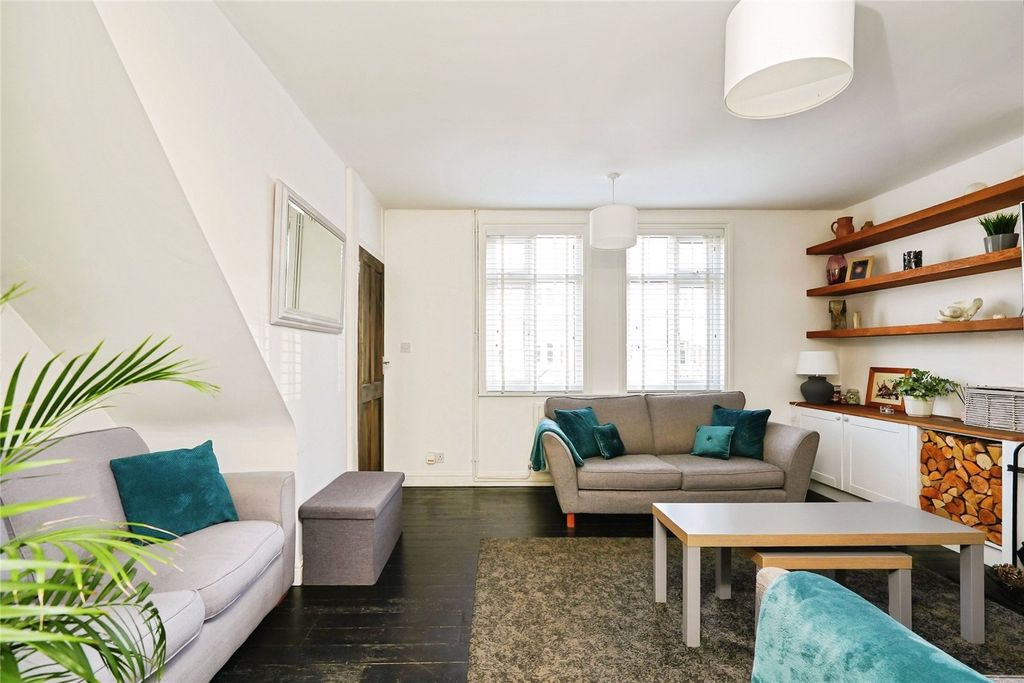 Additional image 6 of 2 bed terraced house for saleManor Road, Brackley, Northamptonshire NN13