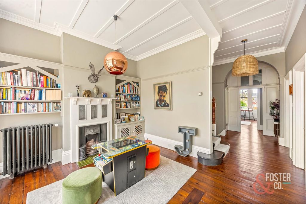 Additional image 13 of 6 bed detached house for saleSurrenden Road, Brighton BN1