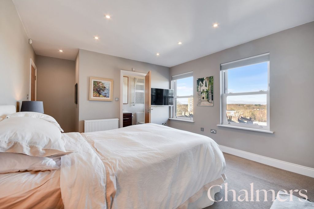 Additional image 18 of 2 bed flat for saleHigh Street, Brentwood CM14