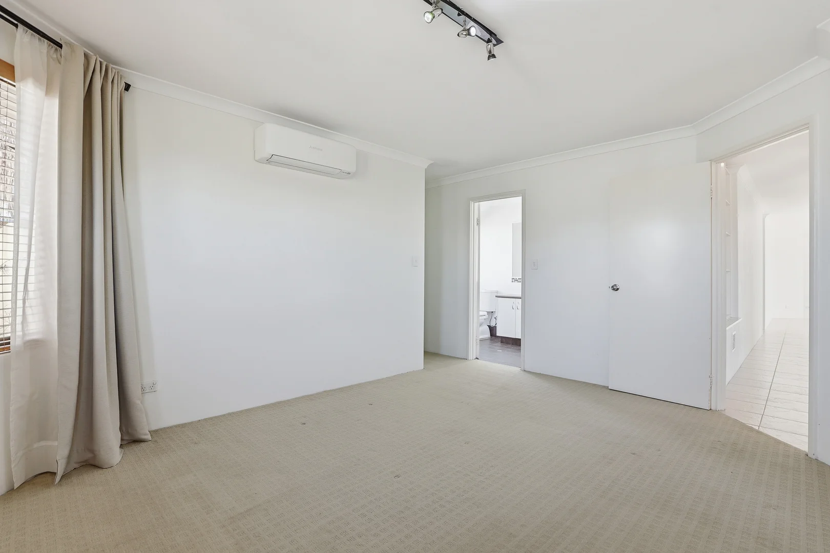 Additional image 16 of 6 Tamarama Street, Secret Harbour WA 6173