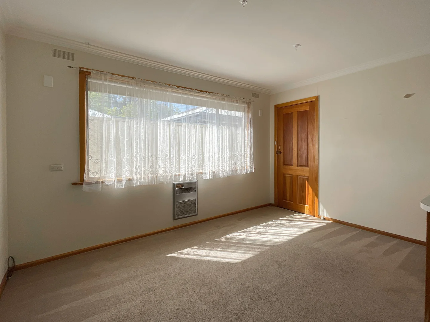 Additional image 3 of 1/4 Tobruk Street, Swan Hill VIC 3585