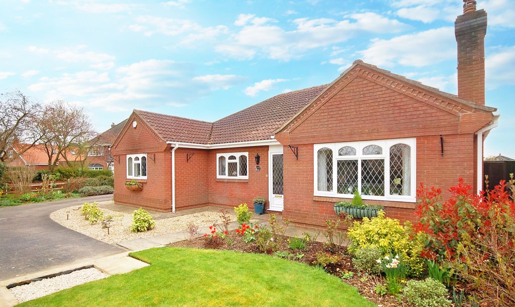 3 bed detached bungalow for saleStation Road, North Thoresby DN36