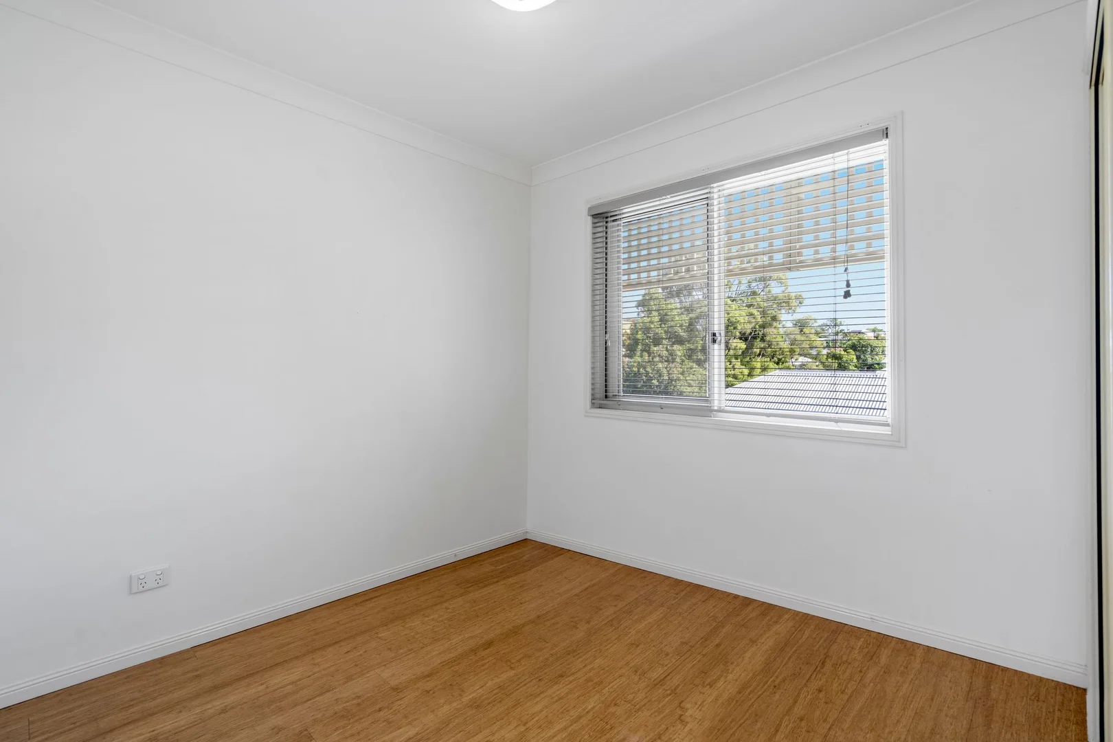 Additional image 7 of 2/37 Broomfield St, Taringa QLD 4068