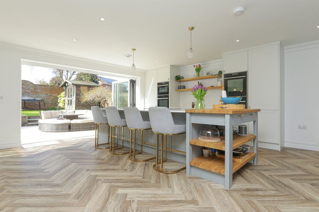 Additional image 5 of 5 bed detached house for saleSeven Stones Drive, Broadstairs, Kent CT10