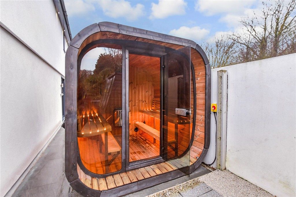Additional image 30 of 7 bed detached house for saleHolland Close, Broadstairs, Kent CT10