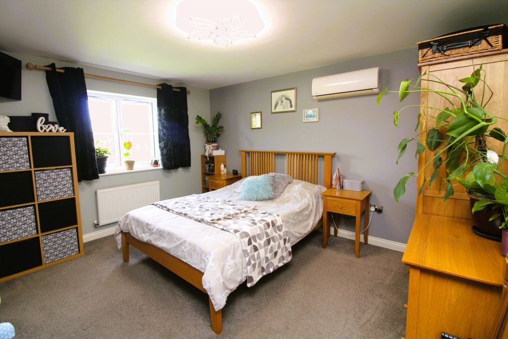 Additional image 19 of 4 bed detached house for sale2 Stockmoor Drive, Bridgwater TA6