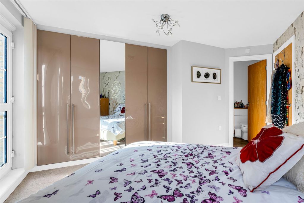 Additional image 12 of 2 bed flat for saleStants View, Hertford SG13