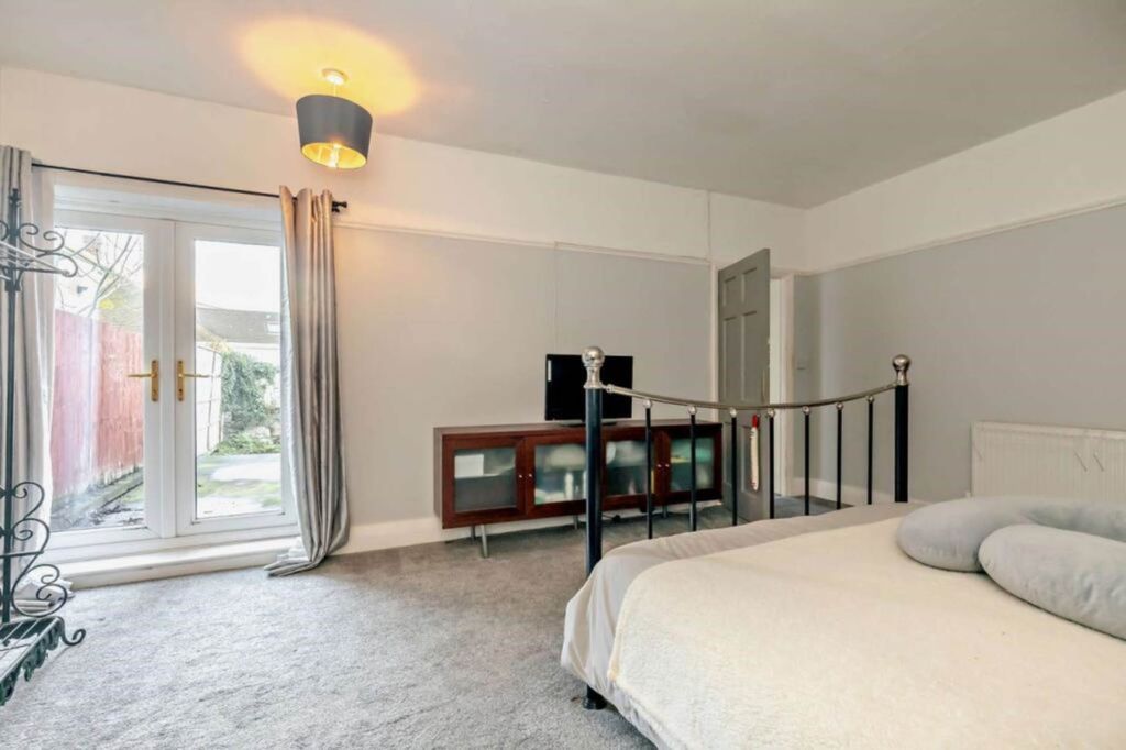 Additional image 11 of 4 bed flat for saleHigh Street, Prestatyn LL19