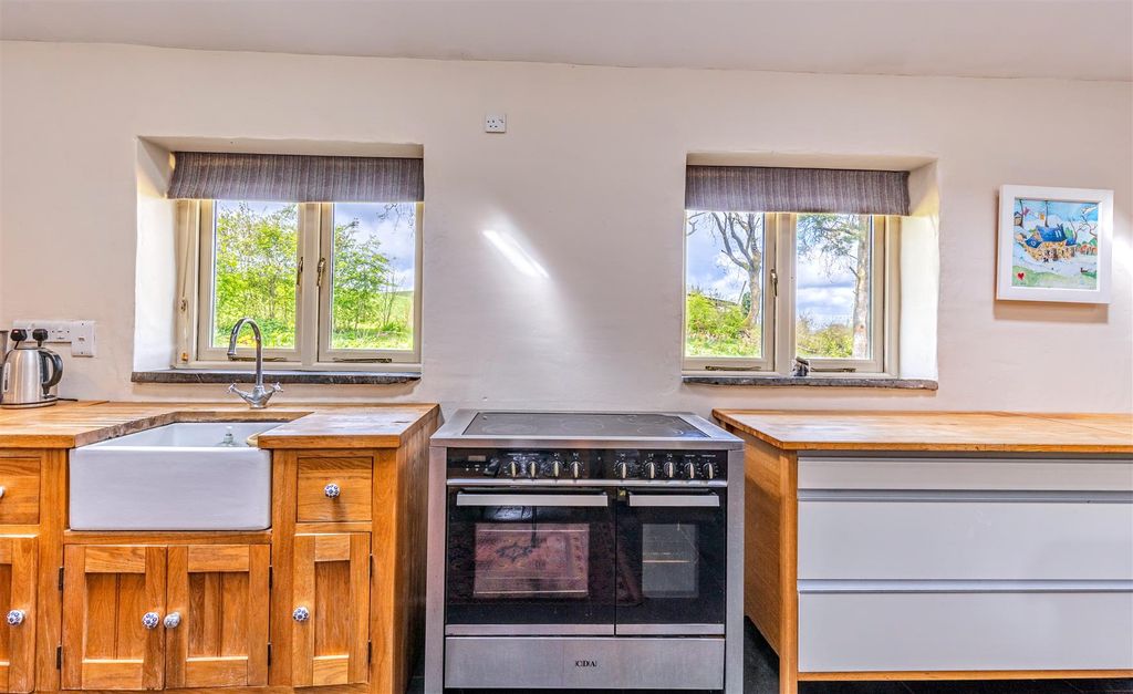 Additional image 11 of 8 bed detached house for saleLlanddeusant, Llangadog SA19