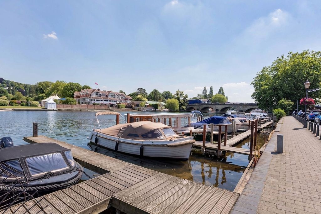 Additional image 15 of 2 bed flat for saleThameside, Henley-On-Thames RG9