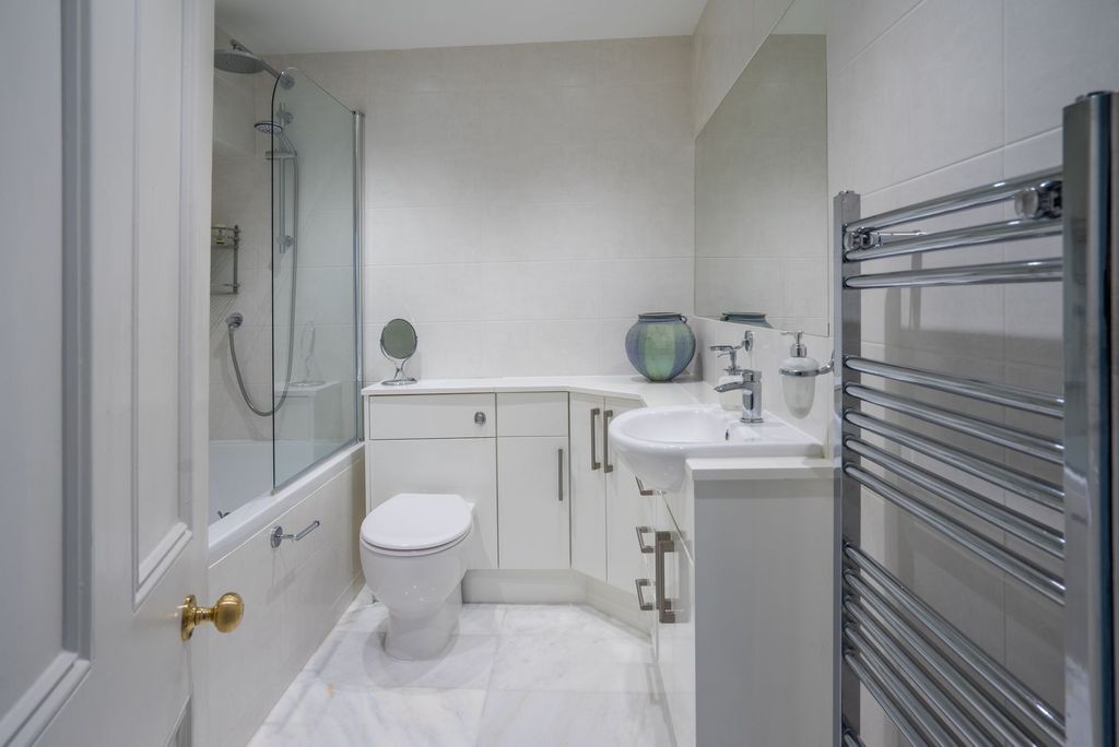 Additional image 19 of 3 bed flat for saleArundel Terrace, Brighton BN2