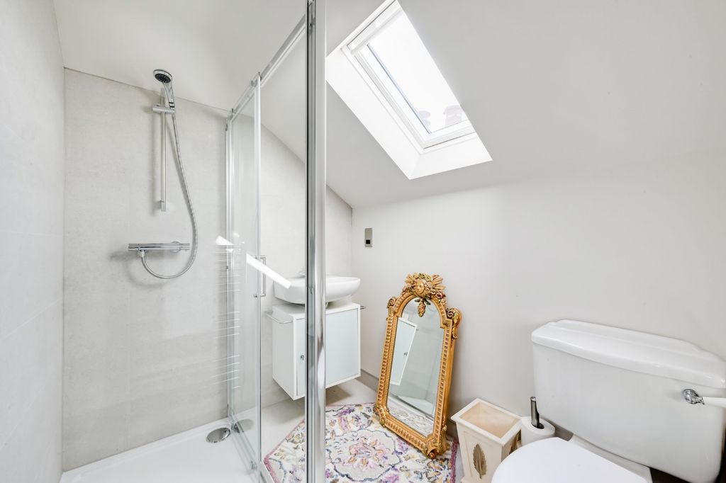 Additional image 14 of 4 bed detached house for saleThe Horseshoe, Tadcaster Road, York YO24