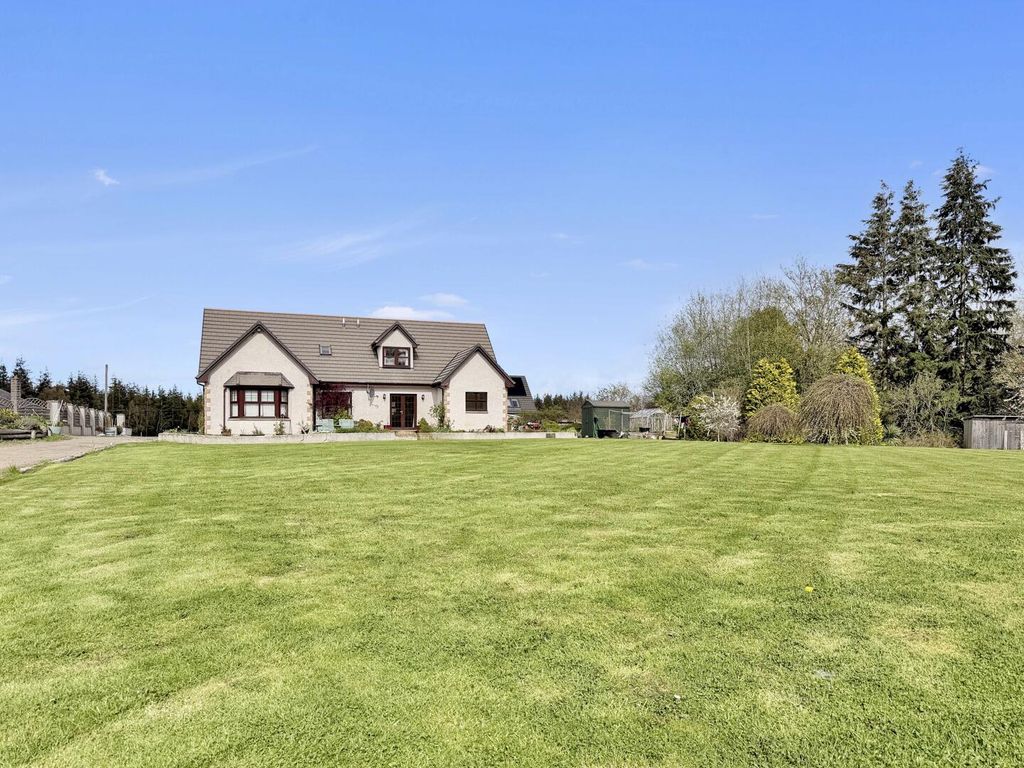 4 bed detached house for saleElgin IV30