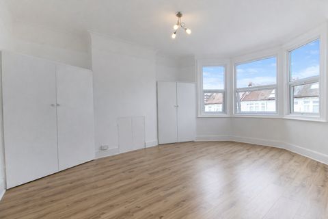Nimrod Road, Furzedown SW16, Room to rent