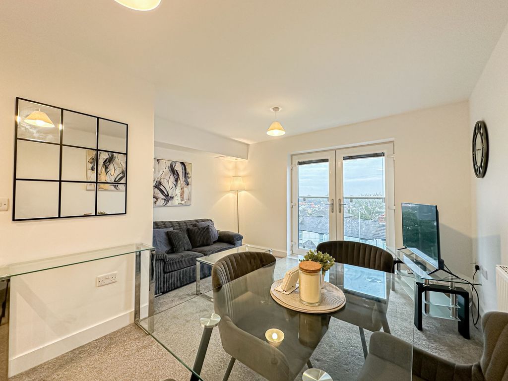 Additional image 4 of 1 bed flat for saleGospel Heights, Radnor Avenue, Heswall CH60