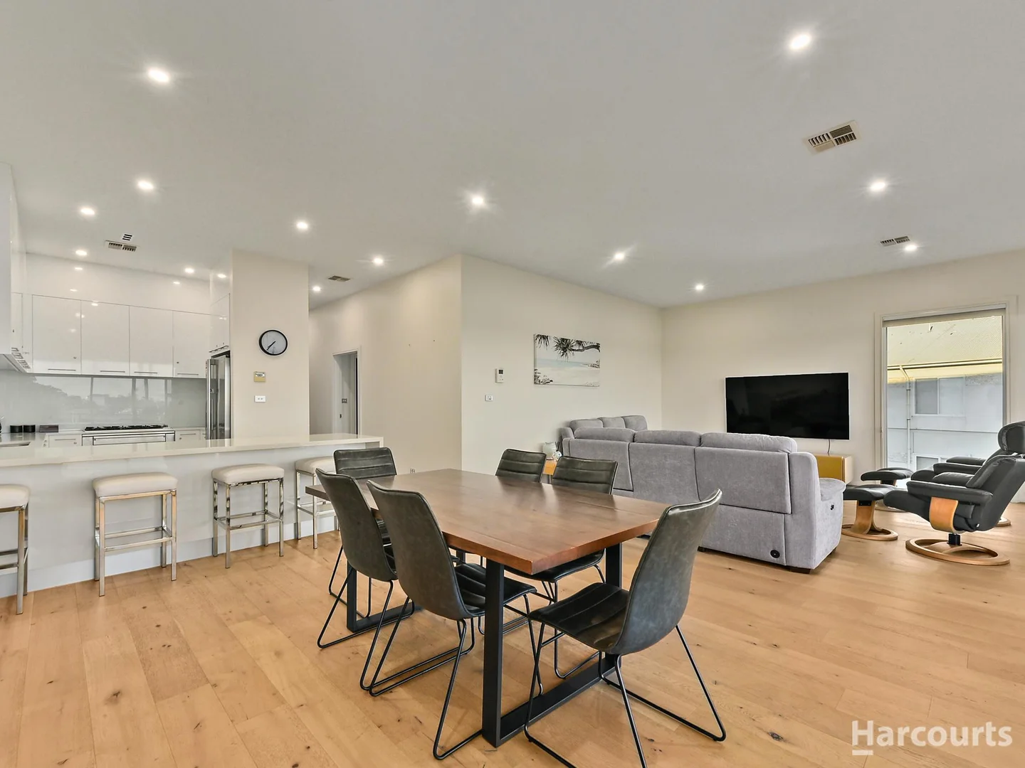 Additional image 9 of 2/5 Adelaide Street, George Town TAS 7253