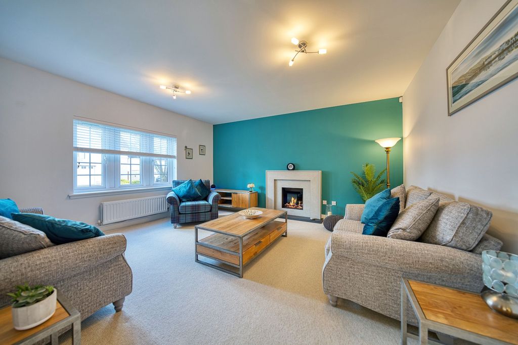 Additional image 3 of 6 bed detached house for saleWellshaw View, Hamilton ML3