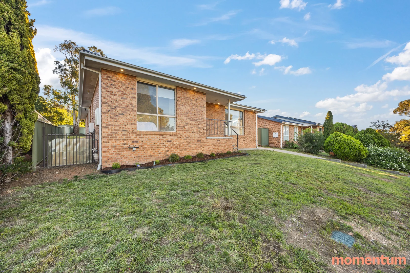 184 Knoke Avenue, Gordon ACT 2906 photo 2