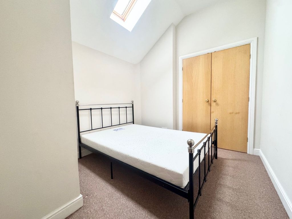 Additional image 7 of 2 bed flat for saleThe Newarke, Leicester LE2