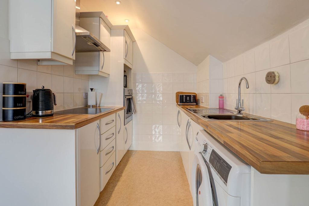 Additional image 4 of 1 bed flat for saleSalisbury Road, Blandford Forum DT11