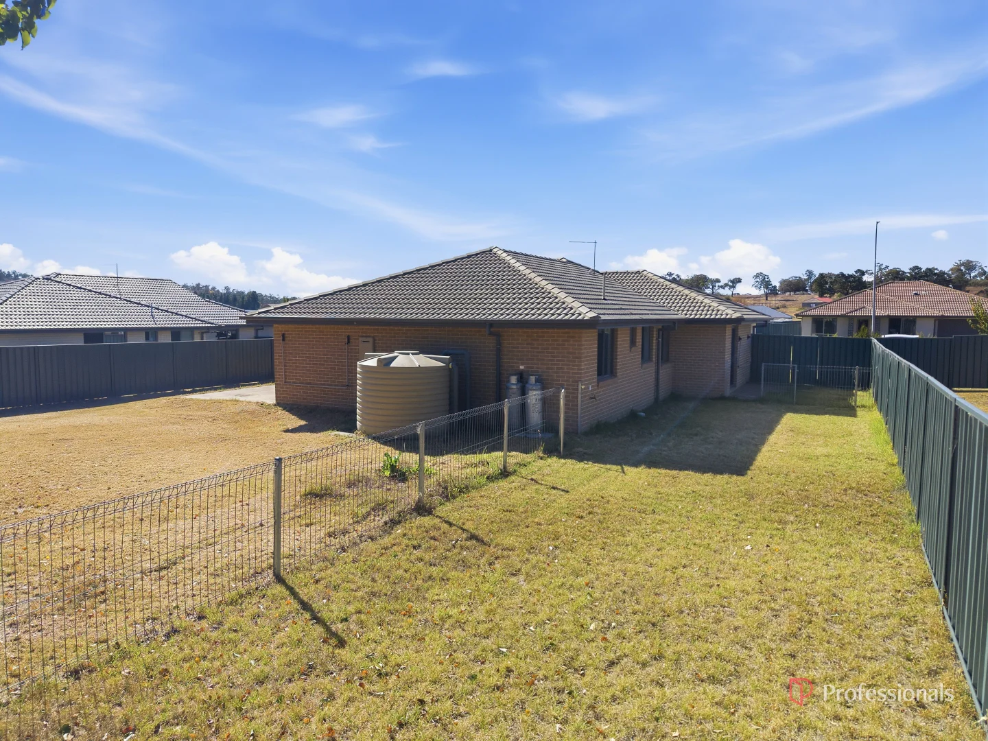Additional image 12 of 9 Lara Avenue, Armidale NSW 2350