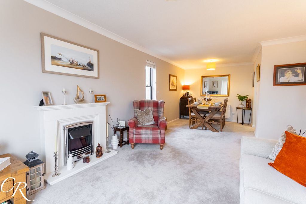 Additional image 7 of 2 bed flat for saleWestern Road, Cheltenham GL50