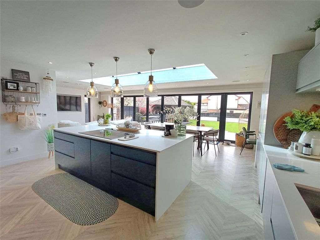 Additional image 6 of 4 bed detached house for saleLarch Close, Newton, Porthcawl CF36