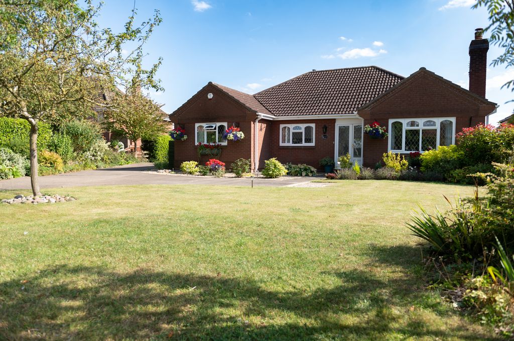 Additional image 33 of 3 bed detached bungalow for saleStation Road, North Thoresby DN36