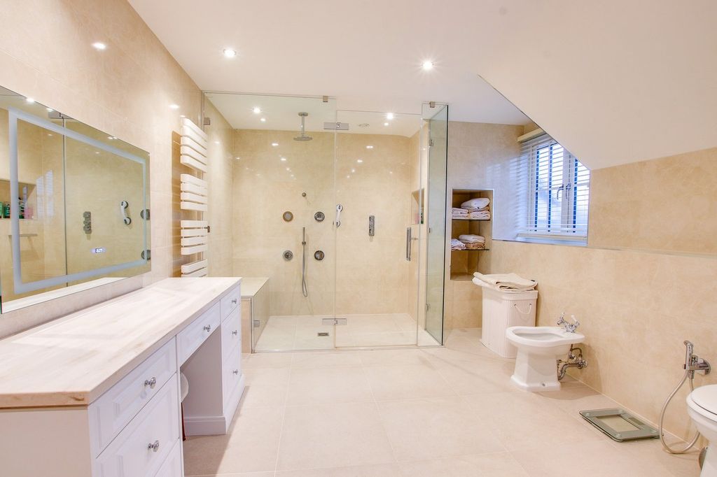 Additional image 15 of 5 bed detached house for saleArmstrong Road, Brockenhurst SO42