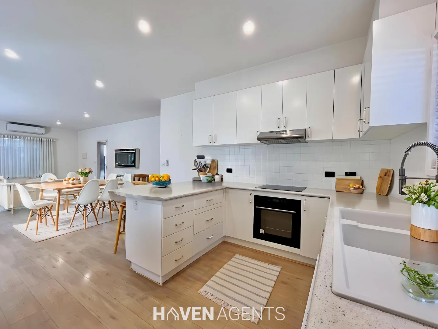 2/528 Bluff Road, Hampton VIC 3188 photo 2