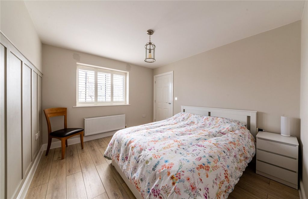 2 bed flat for saleDuffield Lane, Bradford-On-Avon BA15 photo 5