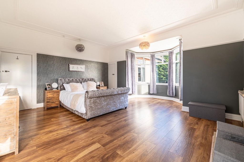 Additional image 15 of 6 bed detached house for saleKingsgate, Bridlington YO15