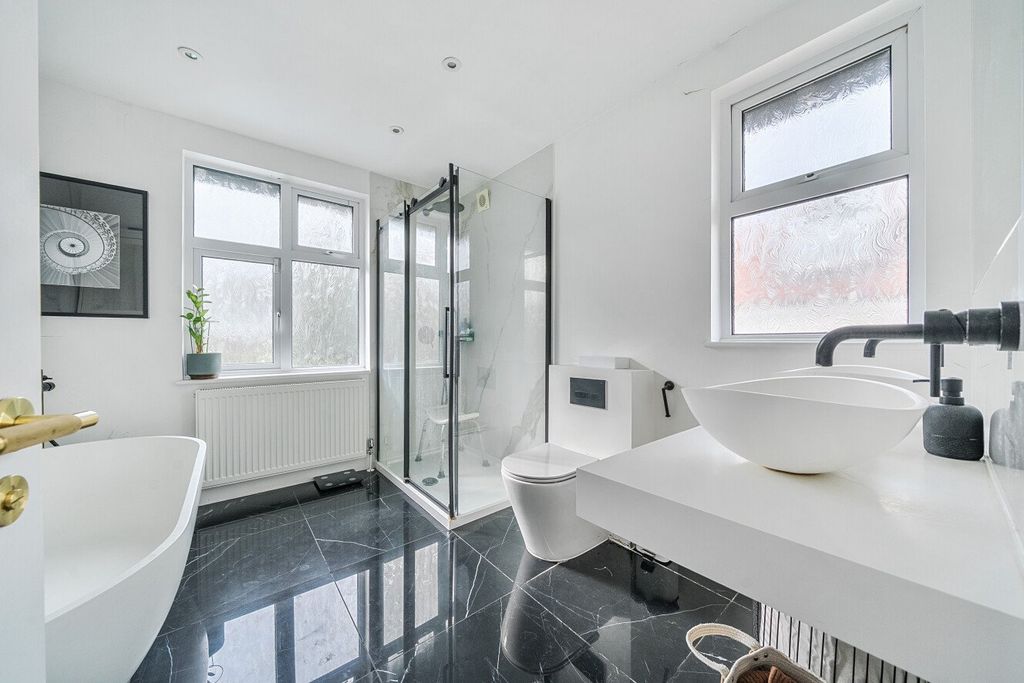 Additional image 24 of 5 bed detached house for saleBromley Common, Bromley BR2