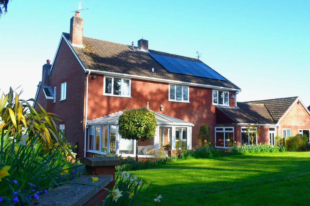 Additional image 26 of 6 bed detached house for saleJenks Orchard New Road Bromyard, Herefordshire HR7